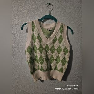 Small Luvlink Cropped Sweater Vest